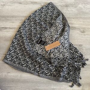 Steve Madden Oversized Fringe Scarf Black & Beige All Over SM Pattern NEW NWT